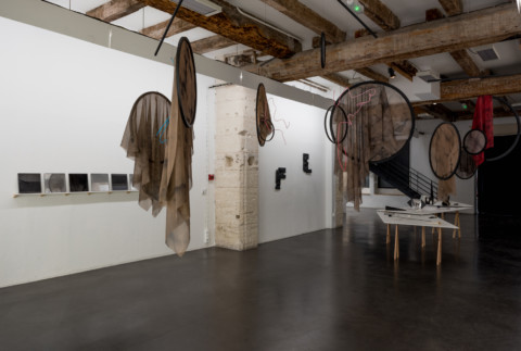 10.05.18-30.06.18 Doriane Souilhol et Douglas Morland (commissariat : Francesca Zappia) L’intrigue se cherche dans le dénouement de son nœud 10.05.18-30.06.18 Doriane Souilhol et Douglas Morland (commissariat : Francesca Zappia) L’intrigue se cherche dans le dénouement de son nœud