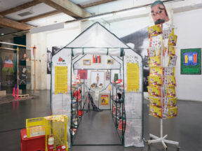 03.12.2025  Les événements : Tête à queue de l’univers, le poème de l’envers du temps et du VIH-sida