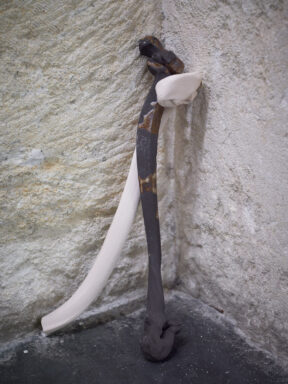 03.12.2025  Les événements : Tête à queue de l’univers, le poème de l’envers du temps et du VIH-sida